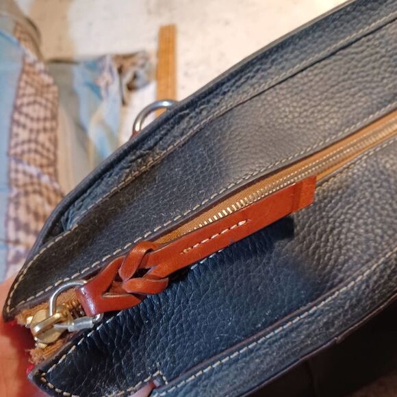 Dooney & Burke Pebbled Leather Hobo Tote Handbag - Picture 2 of 8